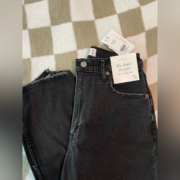NWT Abercrombie & Fitch Curve Love Ankle Jeans - Black Distressed - Picture 2 of 5